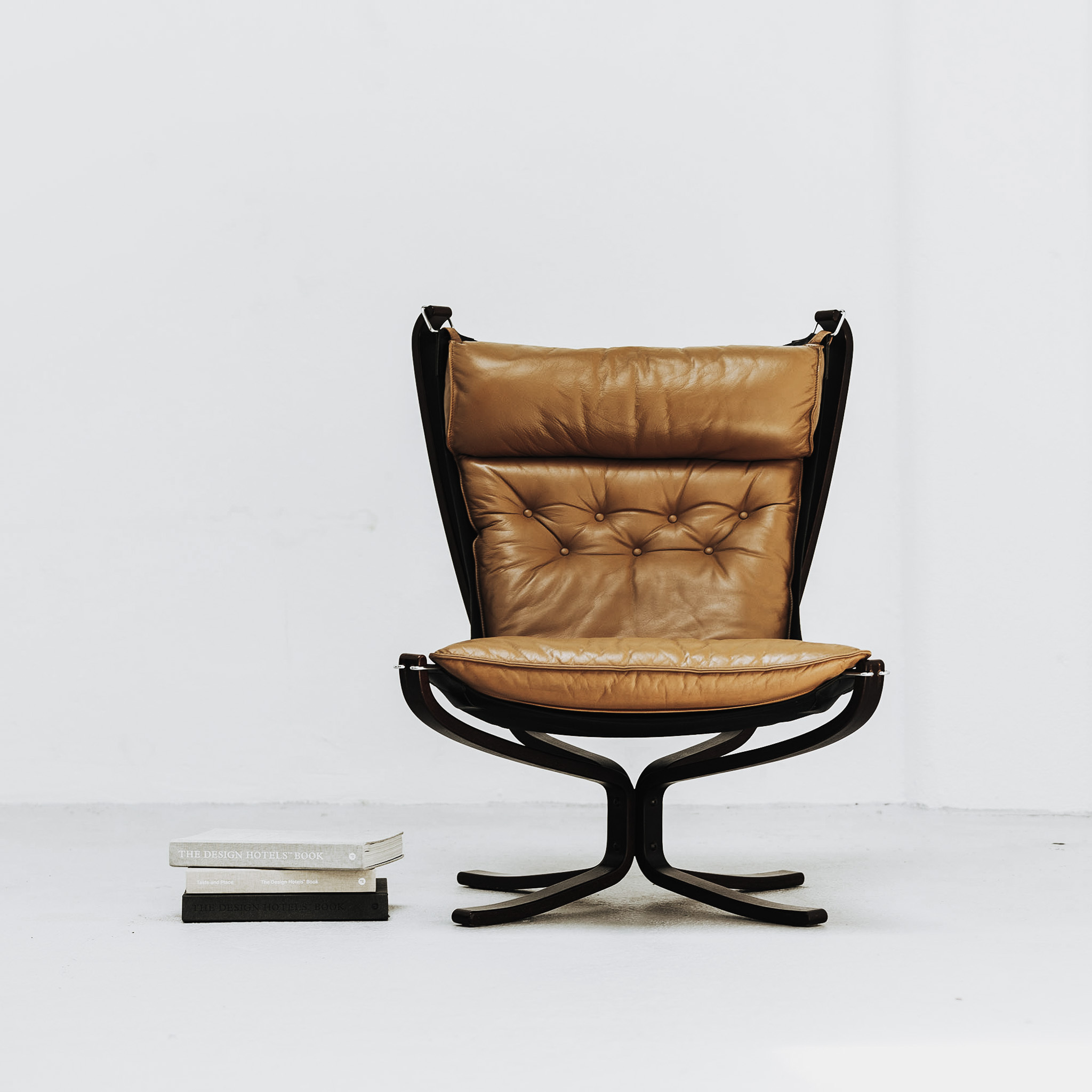 Materiem objects falcon chair web 2 2