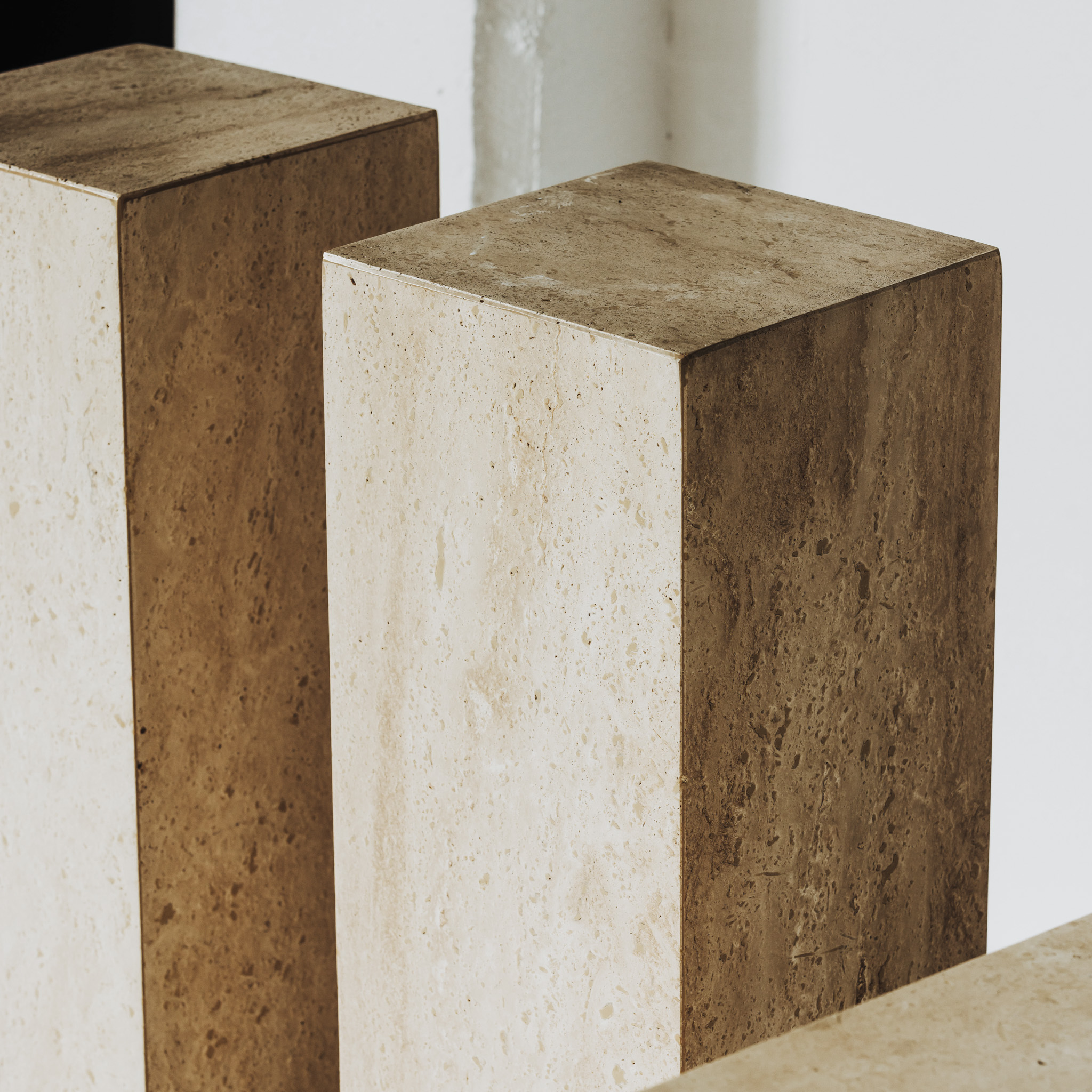 Materiem objects travertine plinths web 1